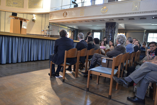 Wir danken Herrn Prof. Gerd Grasshoff aus Berlin für dieses Bild. Wir danken Herrn Prof. Gerd Grasshoff aus Berlin für dieses Bild.